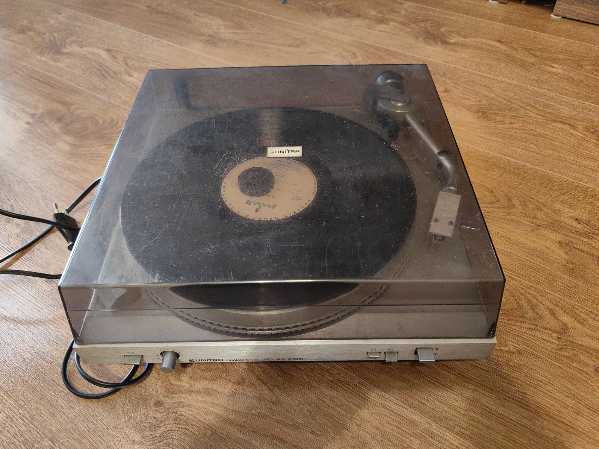 Unitra Gramofon G-8010 stereo srebrny