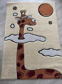 Dywan dla dzieci żyrafa