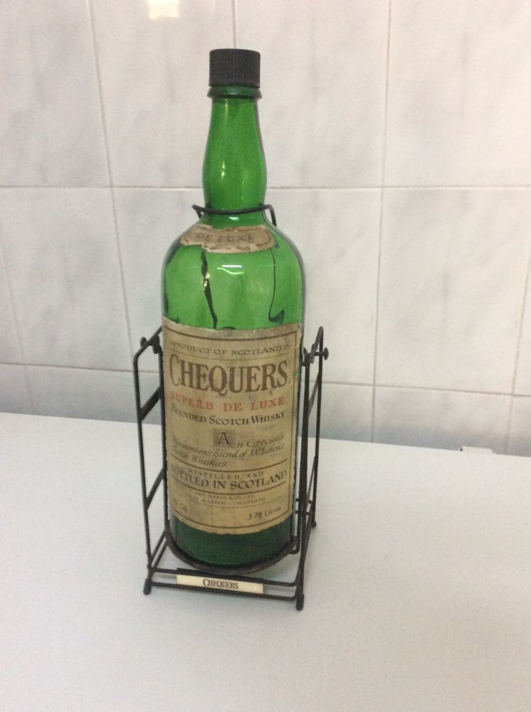 Garrafa de whisky vazia vintage com suporte 3,78 litros