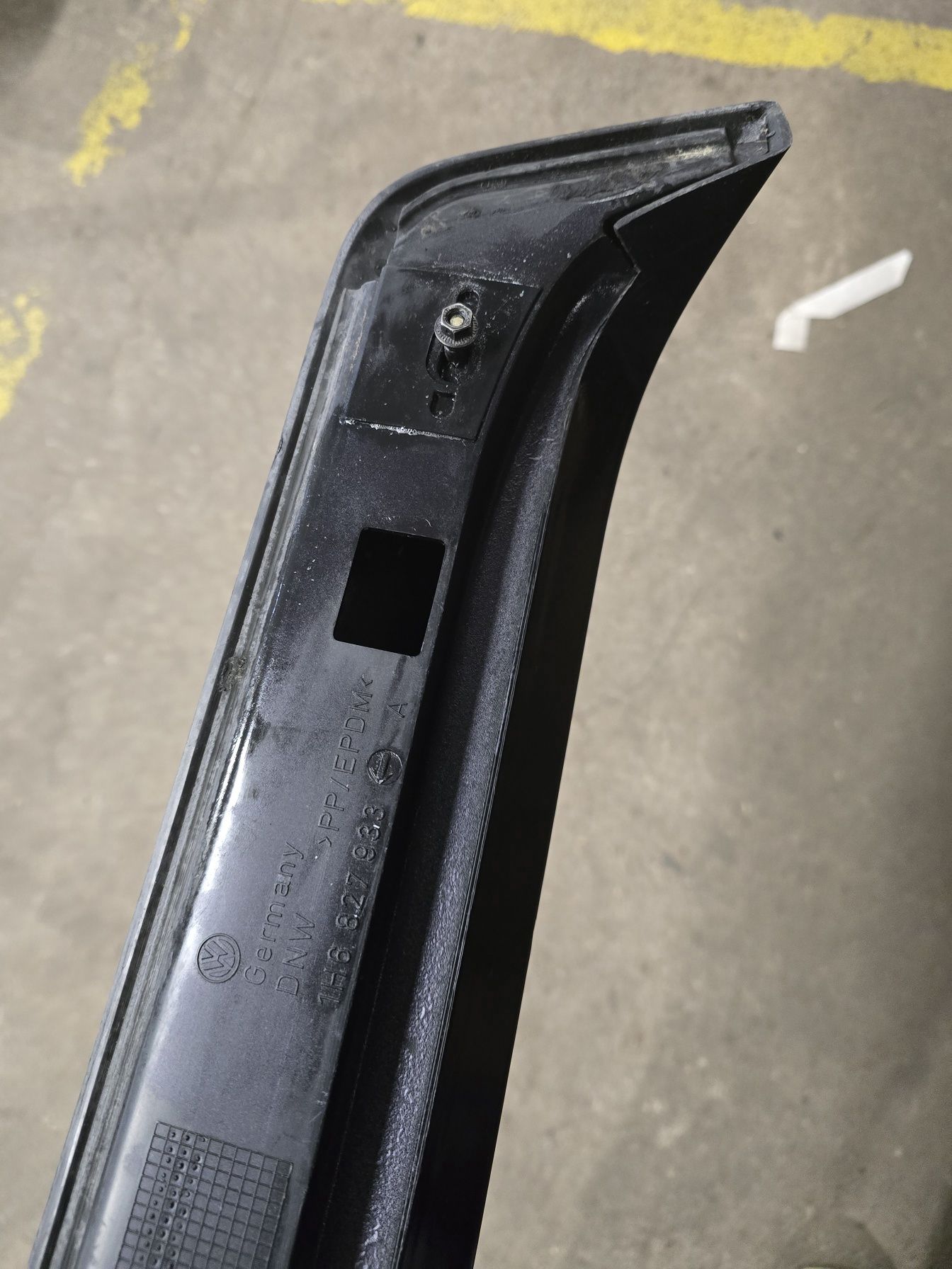 Vw golf 3 spoiler klapy tył