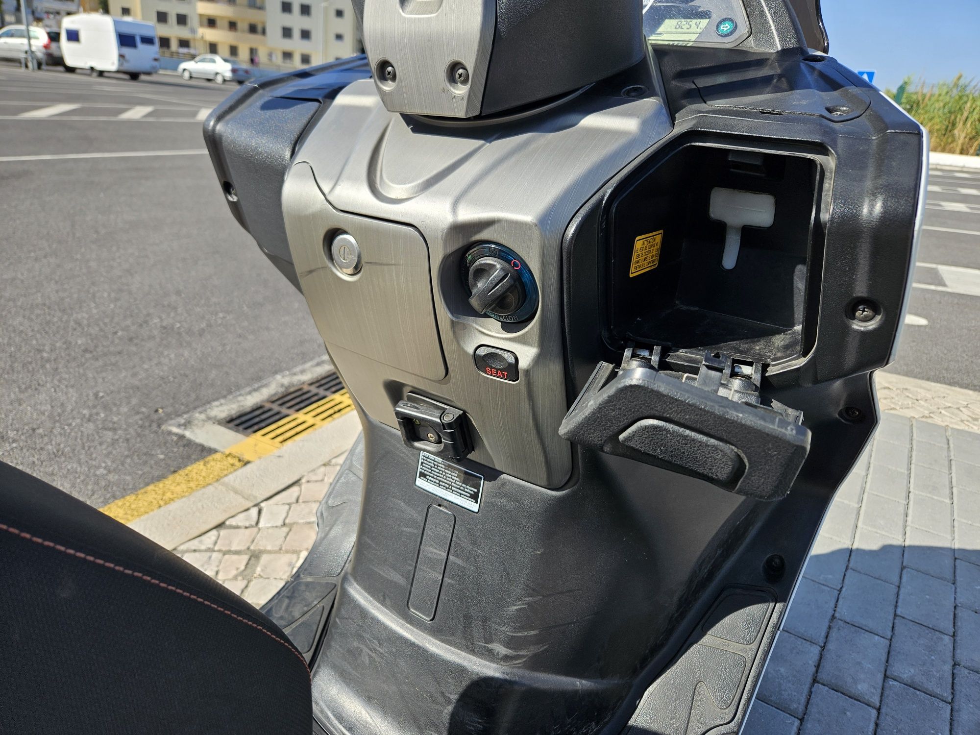 Daelim s3 8000km