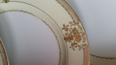 Explendido servisso porcelana Isamu l,c,mad china pintada a po oro 24k