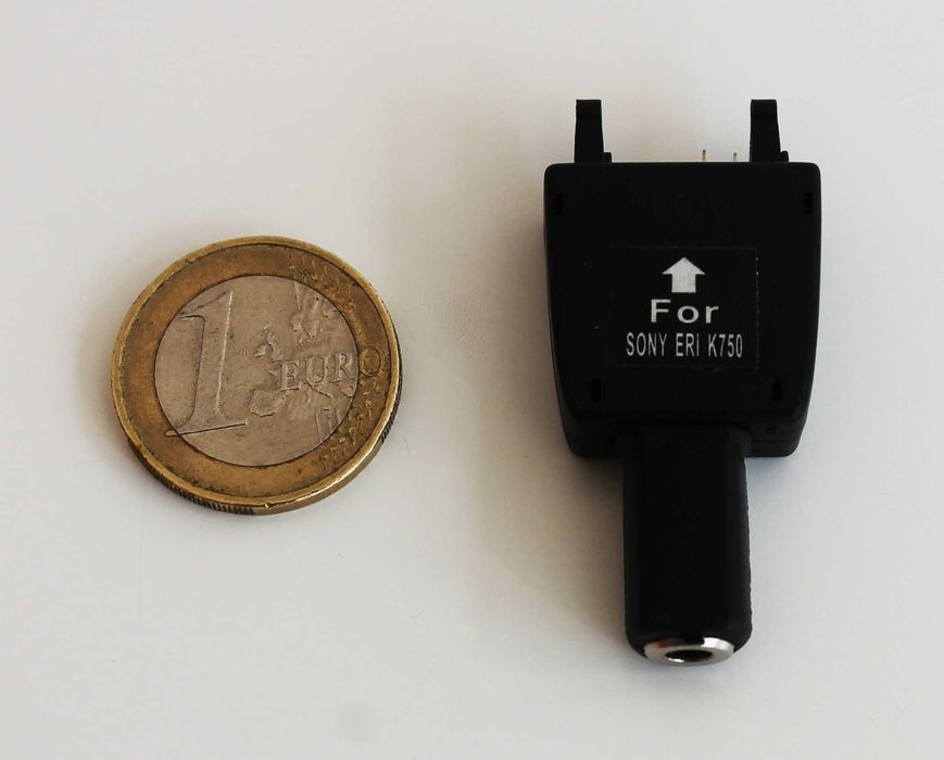 Adaptador para carregar telemóveis Sony Ericsson do tipo K750
