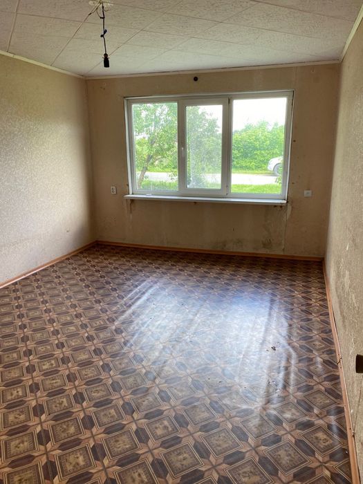 Продам двокімнатну квартиру