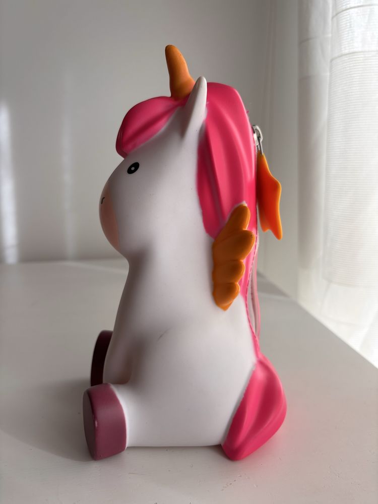 Estojo unicornio