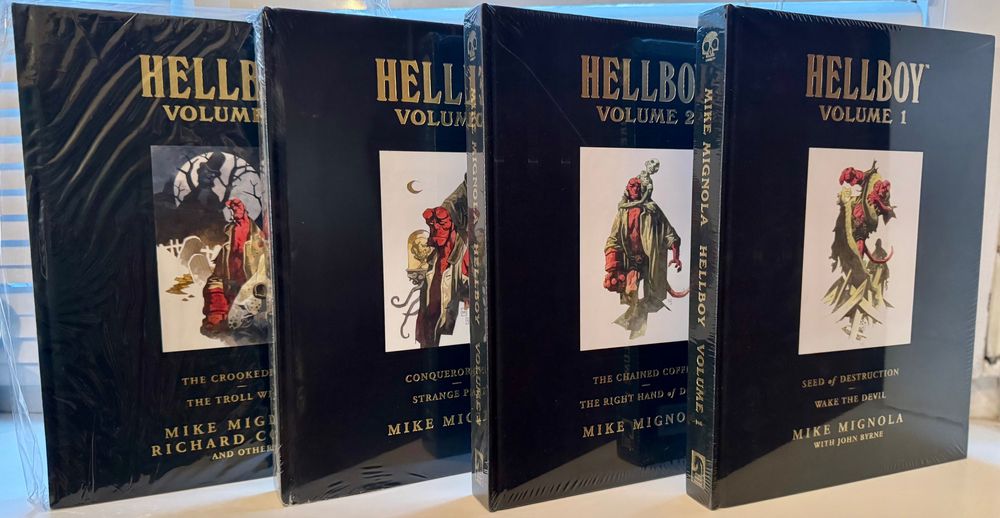 Мальопис Hellboy Library Edition - набір із 6 томів (HC, англійською)