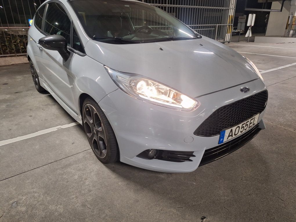 Ford Fiesta ST200 1.6 Ecoboost