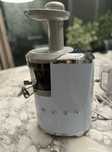 Wyciskarka wolnoobrotowa Smeg 50’s Retro Style SJF01PBEU