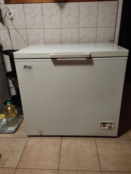 Zamrażarka Mors. Wymiary 90x55, wysokość 85