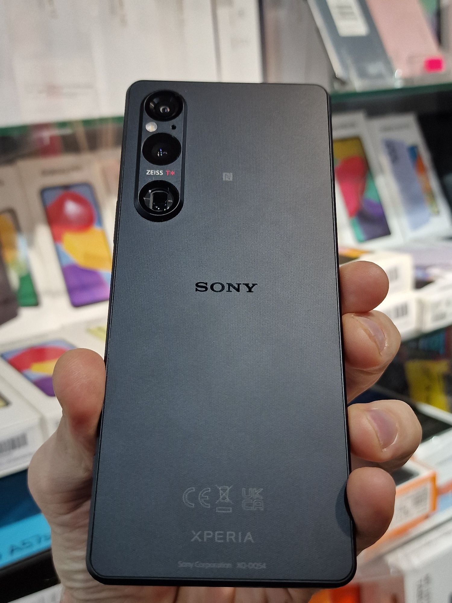 Смартфон Sony Xperia 1 V 12/256GB Black XQ-DQ54 EU