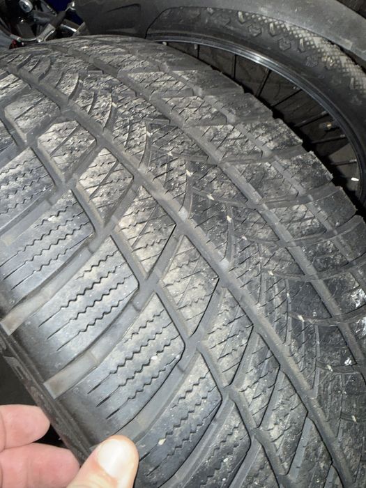 Bridgestone Blizzak LM-001 255/40 R20 101V