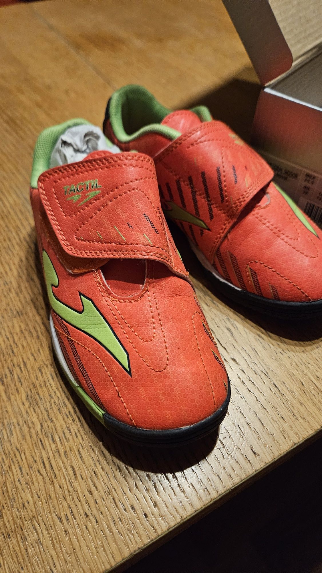 Buty do piłki  Joma r.31