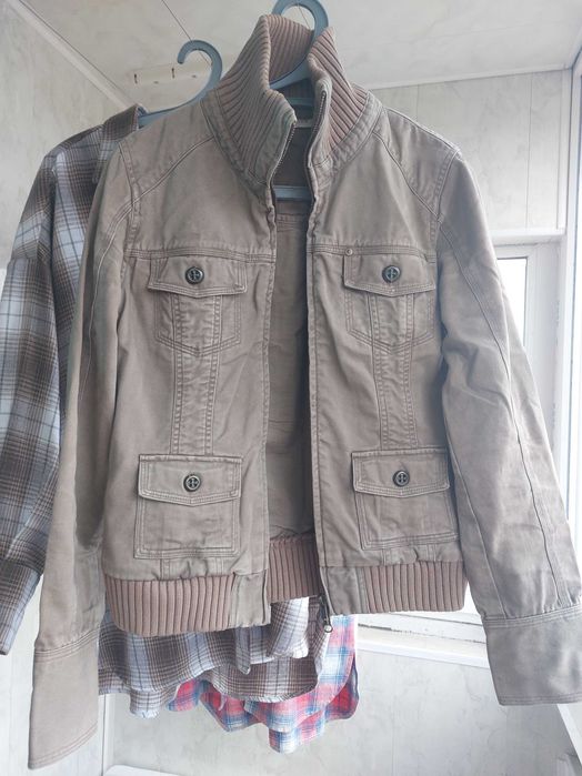 Продам джинсову куртку Ichi