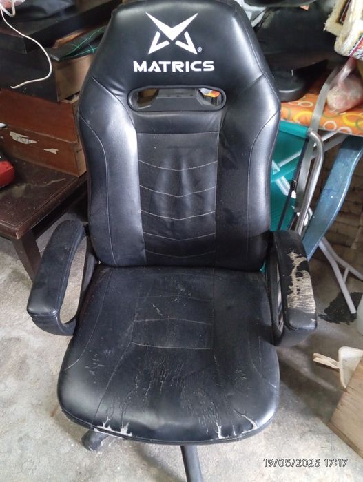 Cadeira gamer usada