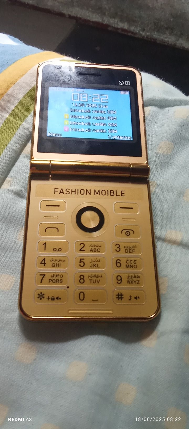 Vendo-se telemóvel novo