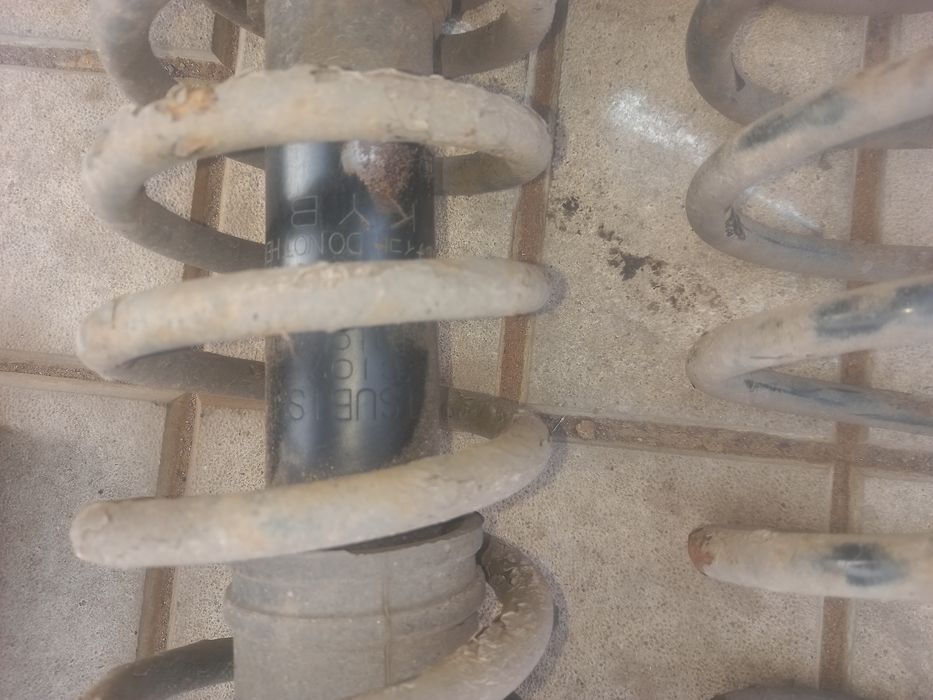 Задняя стойка с пружинами митсубиси лансер 9.