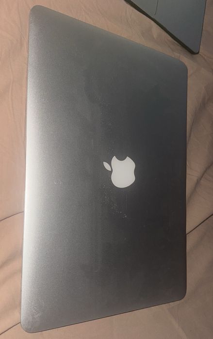 MacBook Air A1466 4/128Gb