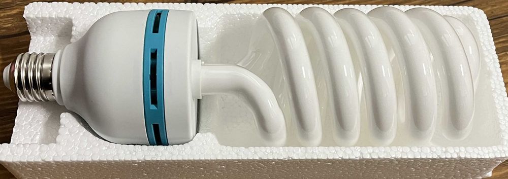 FGen Softbox 135 W – Zestaw oświetleniowy, fotograficzny 2 lampy