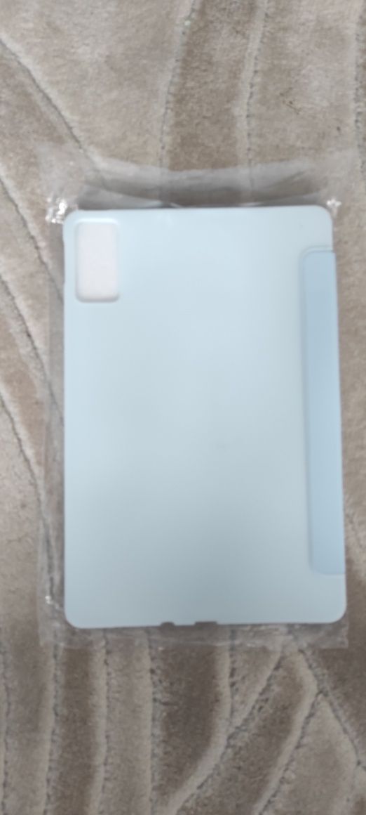 Продаю чехол для Xiaomi redmi SE11