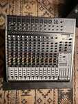 Behringer xenyx Qx2442 USB