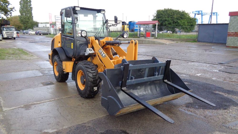 Ładowarka Case 21F 2016r. sprowadzona 5535 Mtg JCB ATLAS