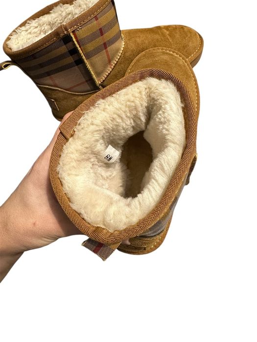 Уггі Чоботи жіночі 38р