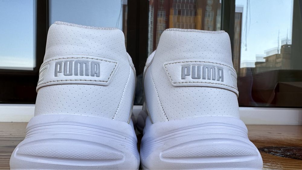 Кросівки Puma 90s Runner SL White-High Rise. 43 розмір