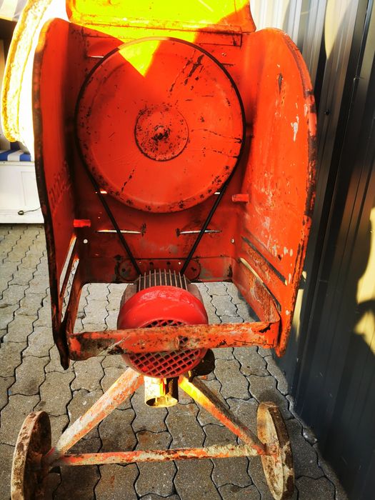 Betoniarka LESCHA 140L 230V z Niemiec