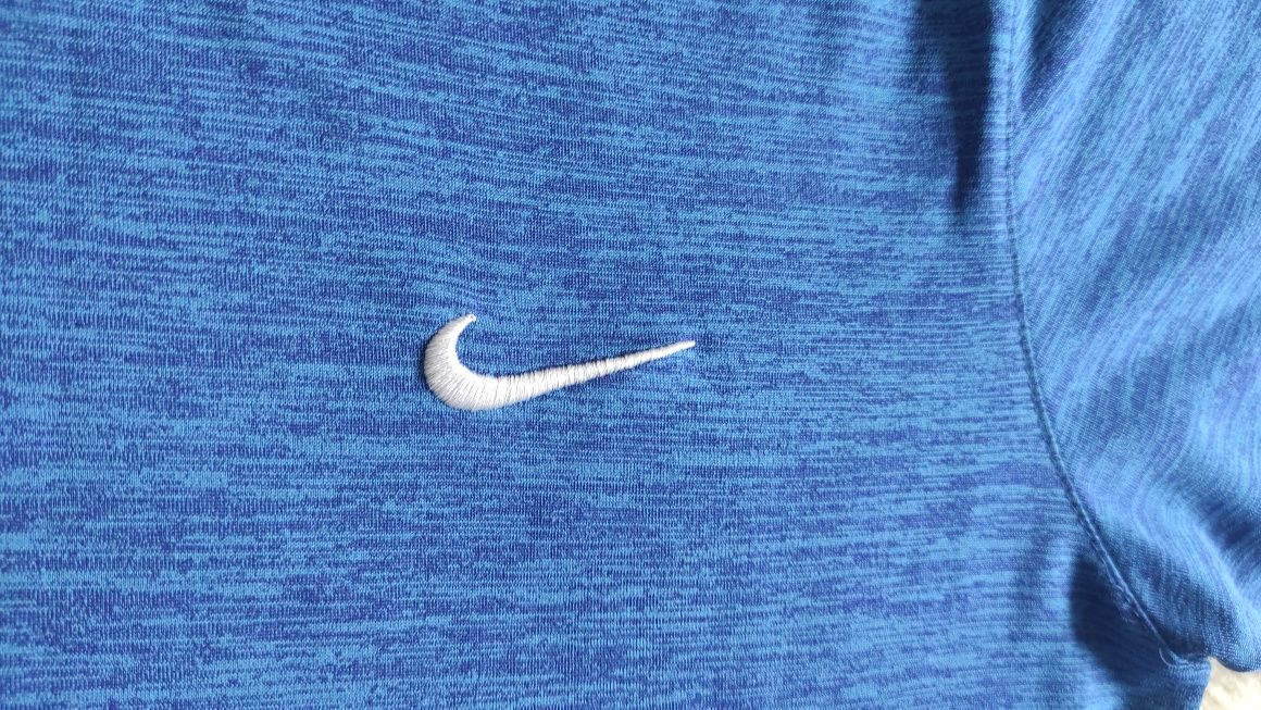 Футболка Nike Dri-Fit  M-L 46-48р фірмова синя оригінал