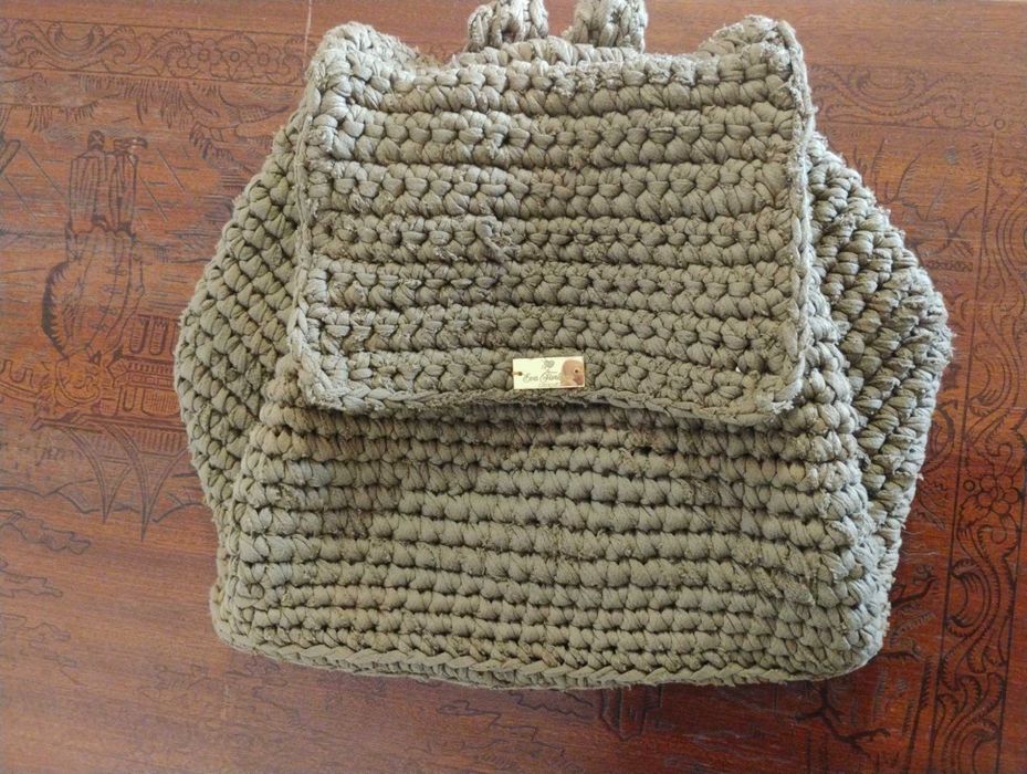 Mochila crochê malha trapilho