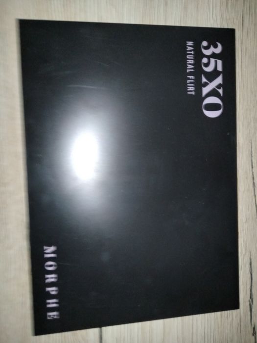Morphe natural flirt paleta cieni do powiek