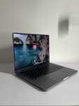MacBook Pro M2 2023