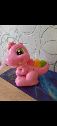 Dinozaur zabawka dla dziewczynki