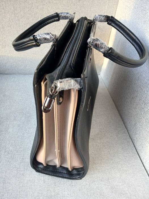 Нова жіноча сумка