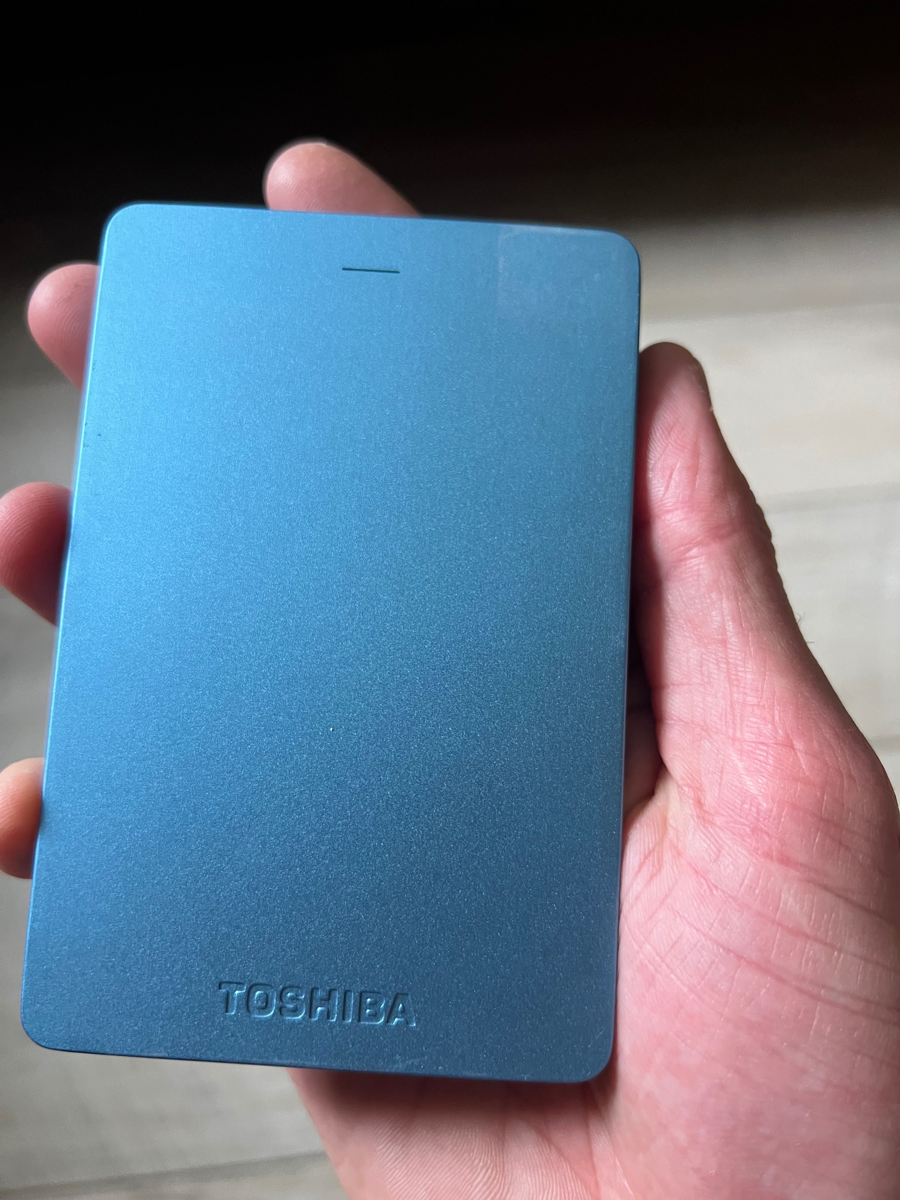 Зовнішній жорсткий диск Toshiba DTH310 1TB стан ідеальний