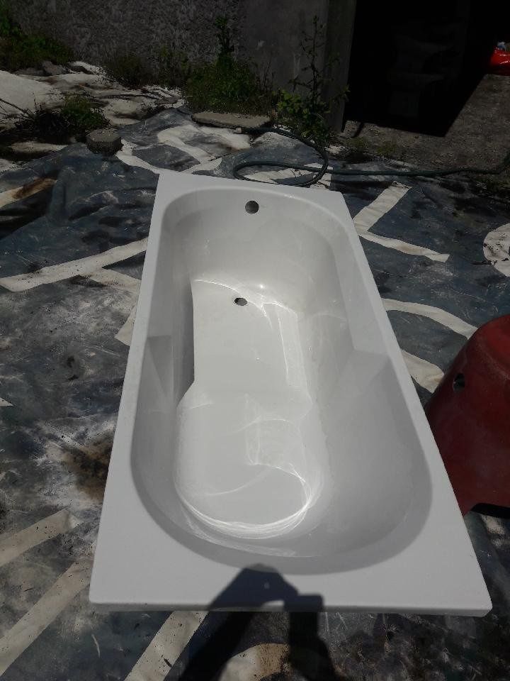 Lote de banheiras 15€ cada.