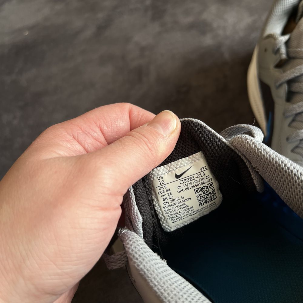 Чоловічі кросівки Nike downshifter. P. 44. Ідеал!!!