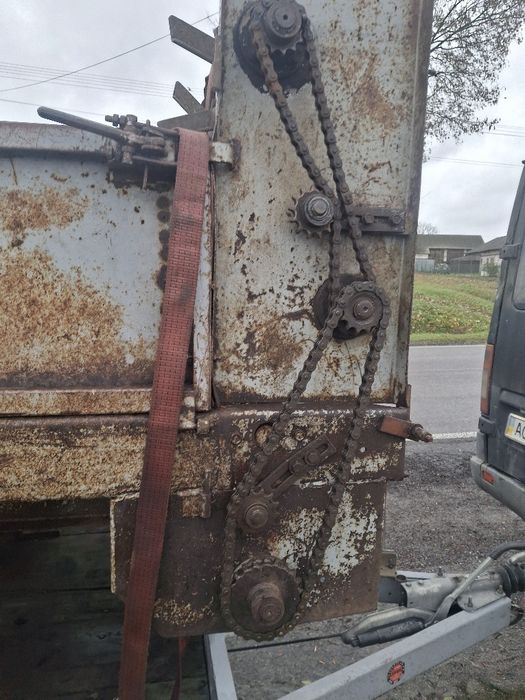 Розкидач органічних добрив 2,5т.