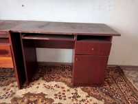 Письменный стол бу, 200 гр.