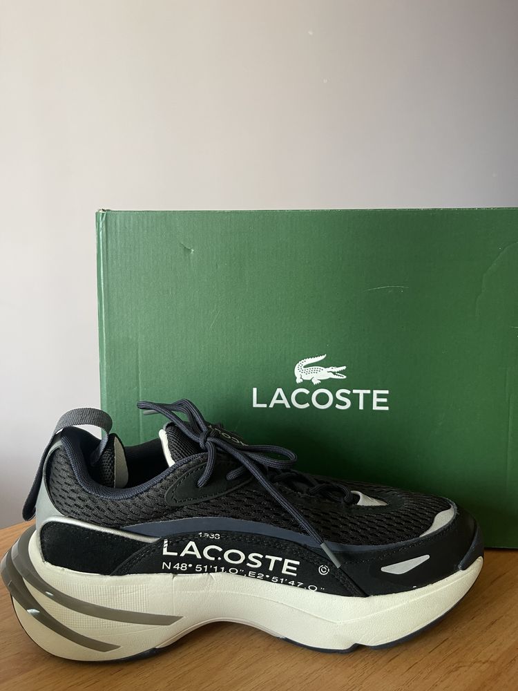 Кросівки Lacoste