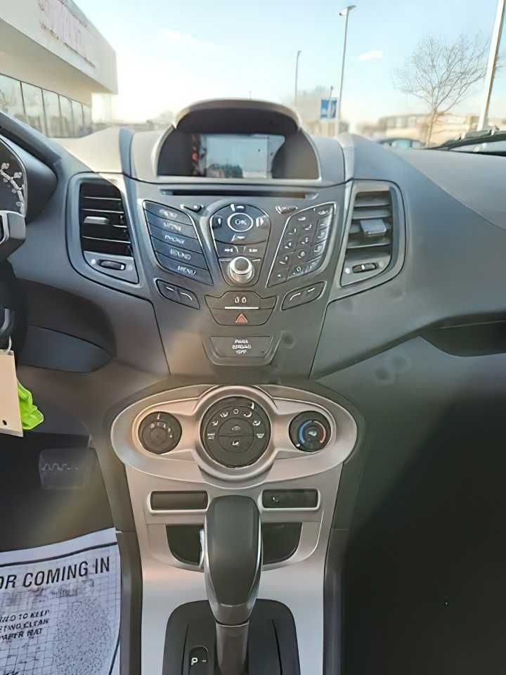 Ford  Fiesta 2016