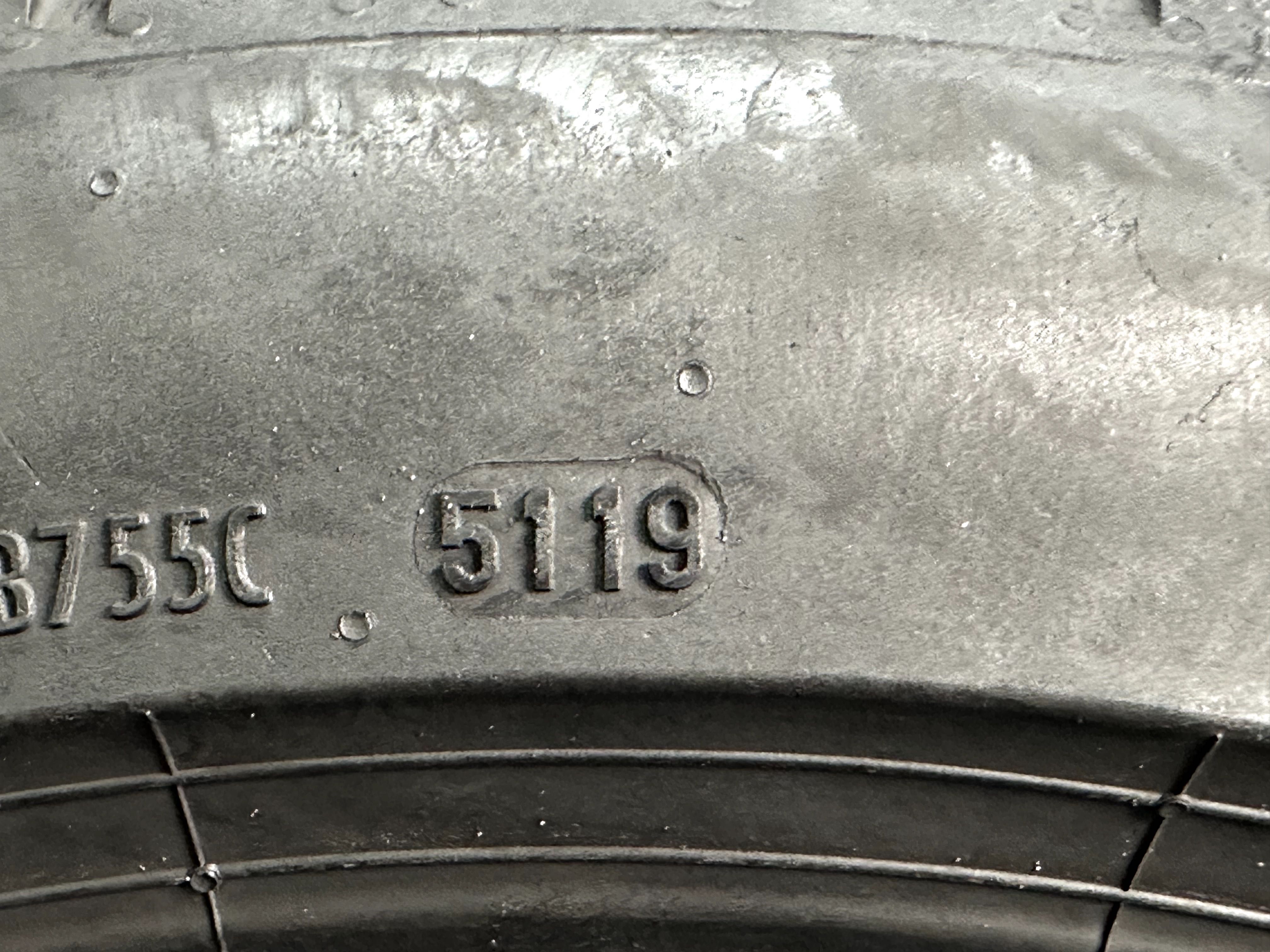 Літні шини 235 45 R18 94W Pirelli Cinturato.  2019р