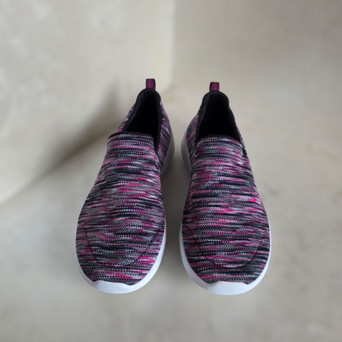 Жіночі мокасини "Skechers Go Walk Joy"