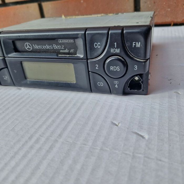 Radio radioodtwarzacz Fabryczne Mercedes W210 W168 2108200986
