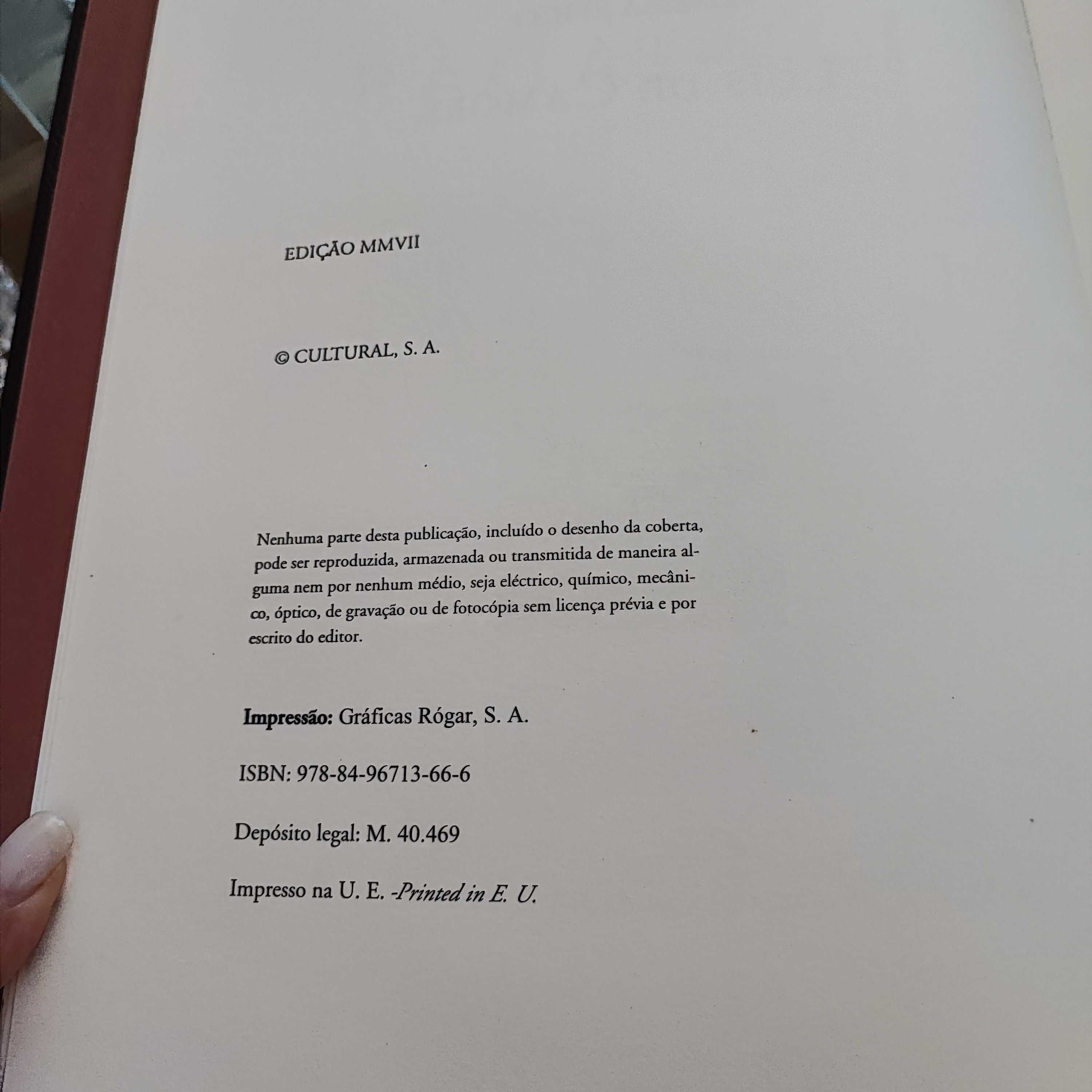 Livro "Os Lusíadas" - edição especial