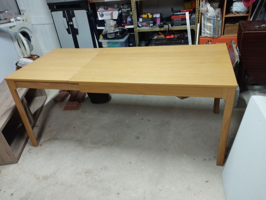 Mesa de cozinha extensível