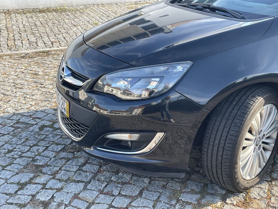 Opel Astra J Sports Tourer 1.7cdti 136cv