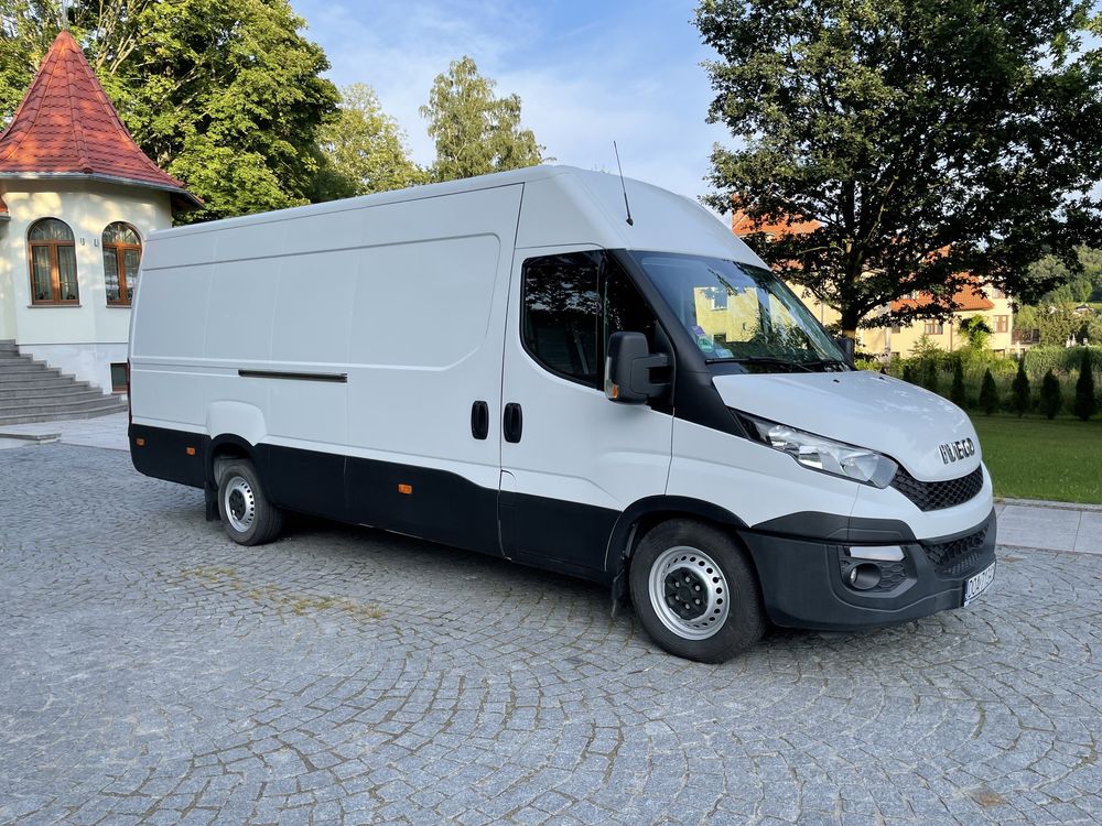 Wynajem Bus Iveco Daily 180 koni