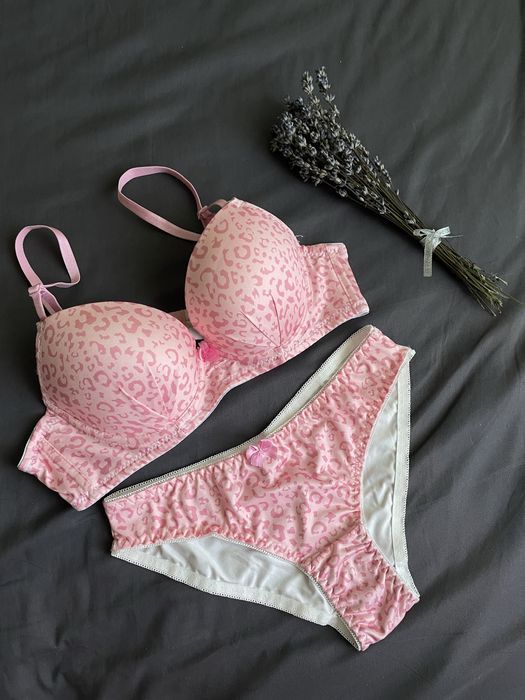 Комплект білизни