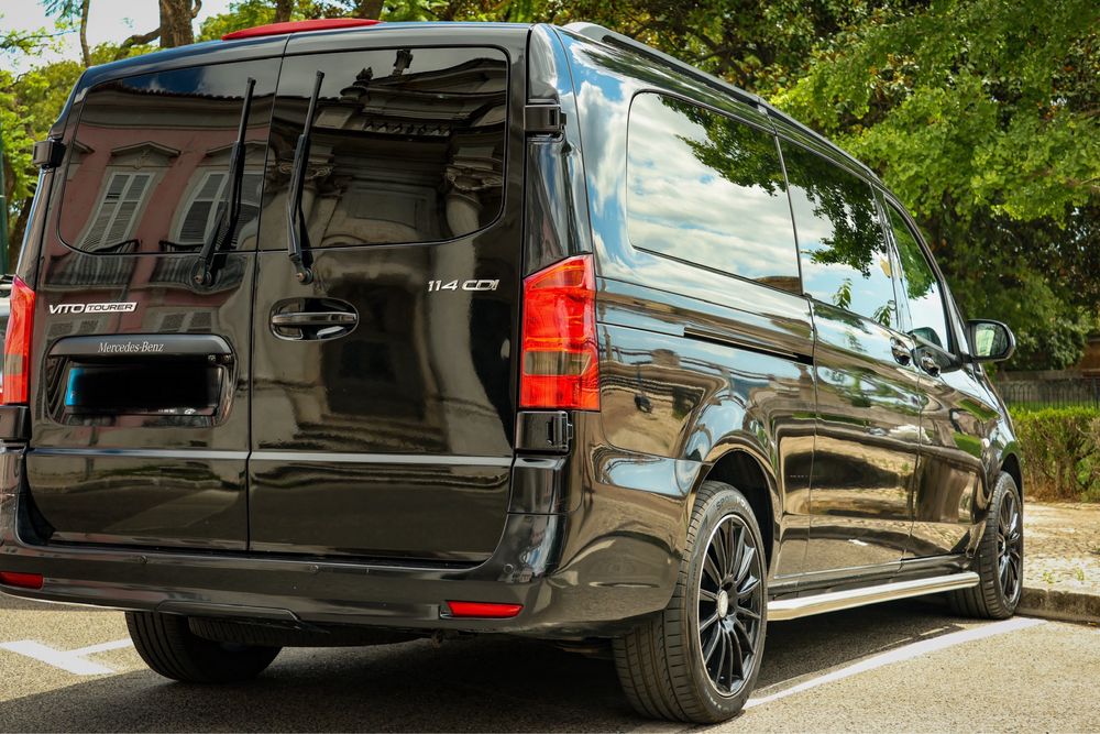 Mercedes Vito Toure
